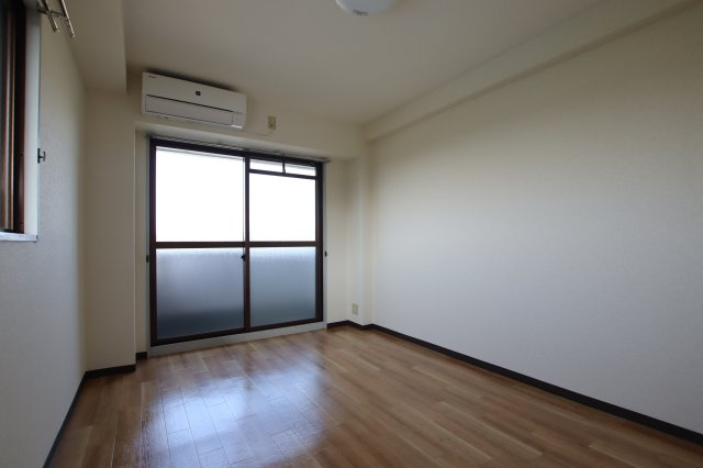 【洋室】 | 小林マンション