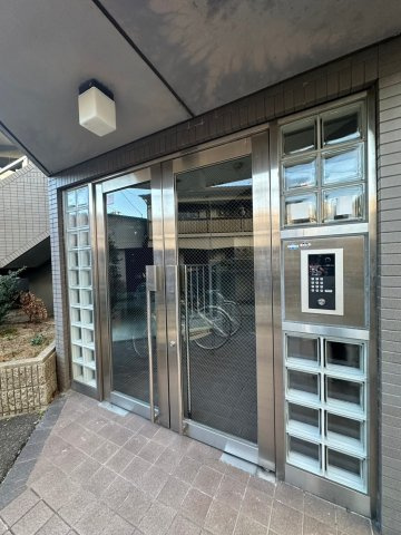 パセオ摂津Iのエントランス