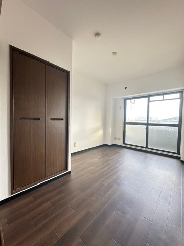 パセオ摂津Iの寝室