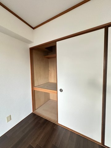 パセオ摂津Iの収納