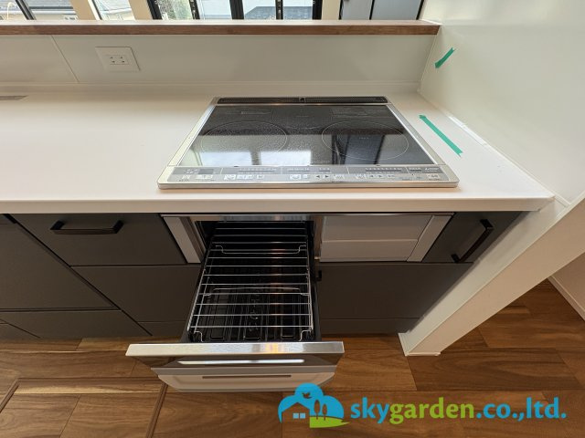 藤沢市片瀬山１丁目　新築戸建　全2号1号棟のキッチン|お料理しやすいキッチンです