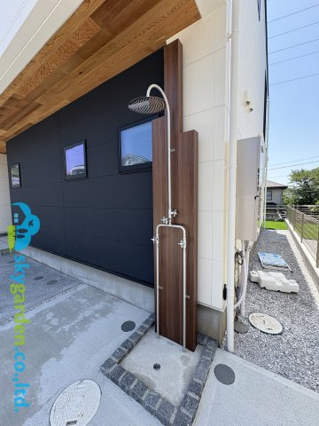 藤沢市片瀬山１丁目　新築戸建　全2号1号棟のその他|外シャワー付いてます