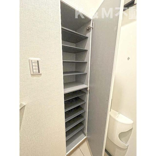 ラフティーヌ・ステラ北小金の玄関|ゆったりとした玄関です