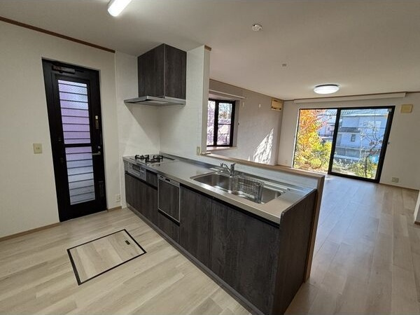 三好丘桜二丁目戸建てのキッチン