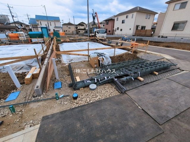 北本市中丸7丁目　新築一戸建て　ブルーミングガーデン　04の駐車場|撮影：'26/03/18