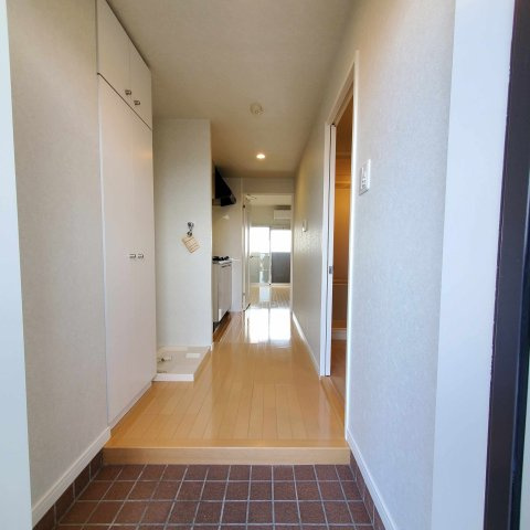 アクタス六本松タワーの玄関