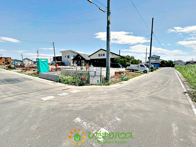 加須市北下新井第５　新築一戸建て　01　クレイドルガーデンの前面道路含む現地写真|2026/05/03　撮影
