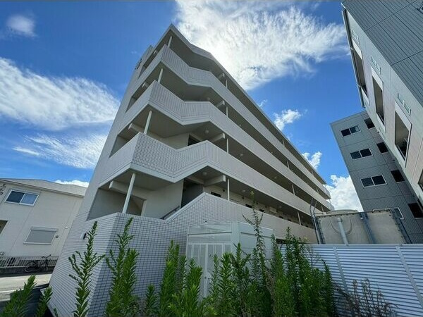 A・City中川の外観|落ち着いた雰囲気の外観です