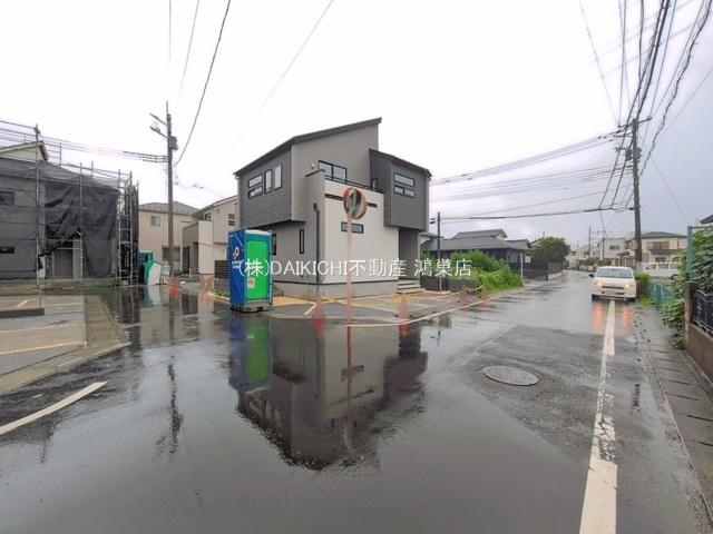 【前面道路含む現地写真】 | 北本市中丸7丁目　新築戸建　全12棟　2号棟