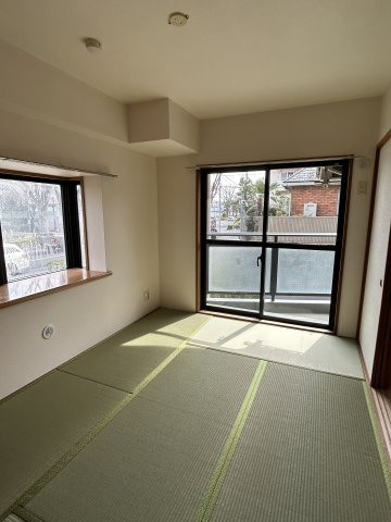 マイキャッスル大泉学園の和室