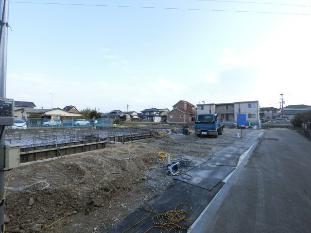 佐賀市南佐賀3丁目3期1号棟の前面道路含む現地写真|前面道路含む現地写真です