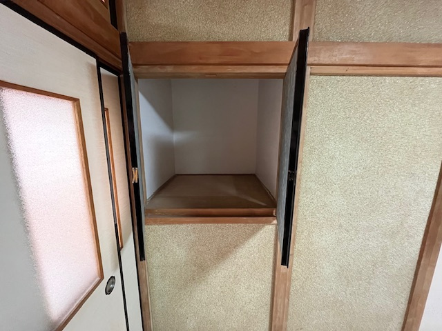 錦織東1丁目戸建の収納