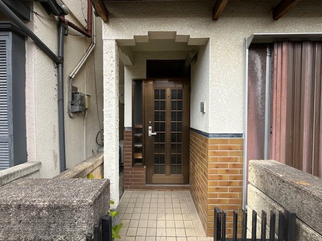 錦織東1丁目戸建のエントランス