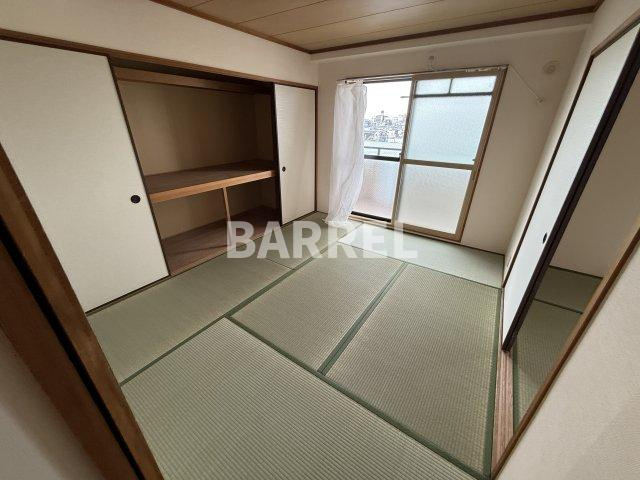 伊丹マンションの寝室