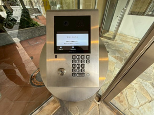 オートロック付きです。宅配ボックス付きでご不在時も安心です。