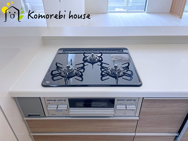 北本市中丸7丁目　新築一戸建て　ブルーミングガーデン　05のキッチン|26.6.22　撮影済み