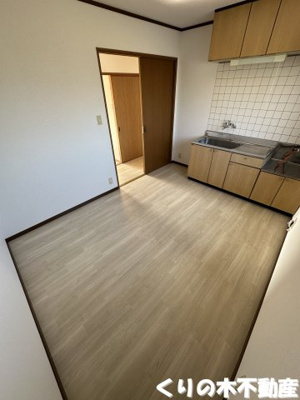 【内装】 | コーポ日浅7 | 明るい室内です