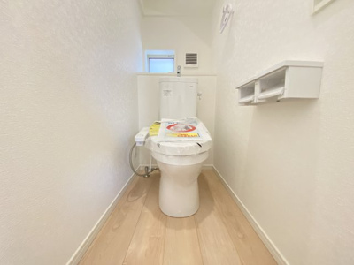 【トイレ】 | 那覇市与儀（全2棟）ラスト2号棟 | ※同仕様写真です