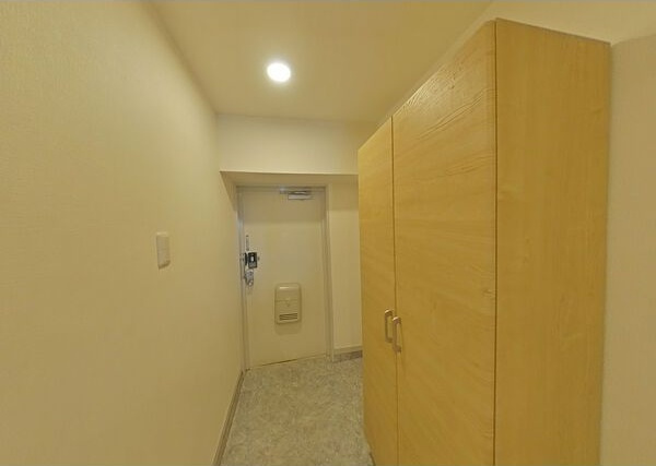 リエス豊田浄水の玄関