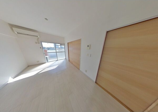 リエス豊田浄水の居間・リビング