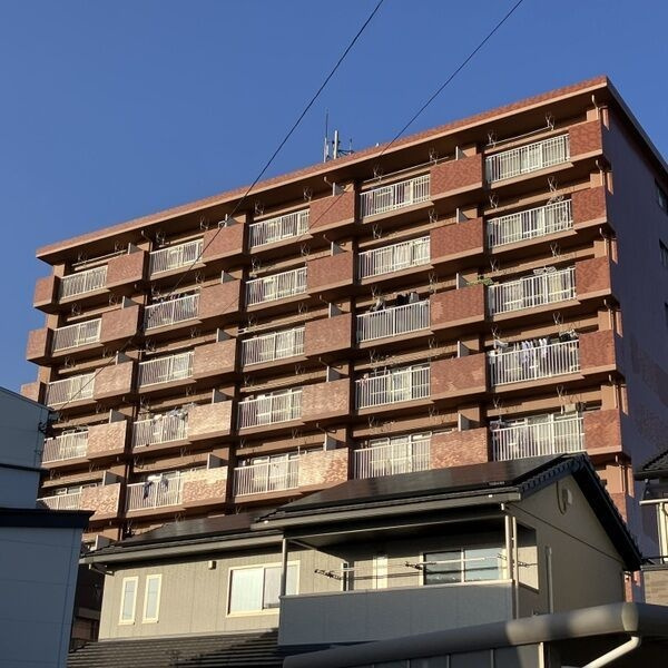 リエス豊田浄水の外観