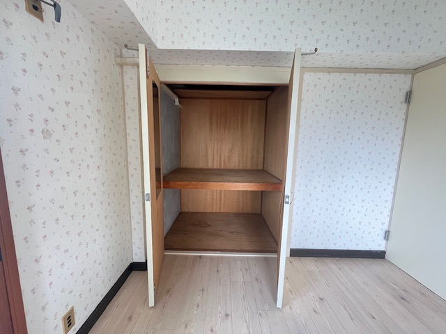 光明台ハイタウン1号棟の収納