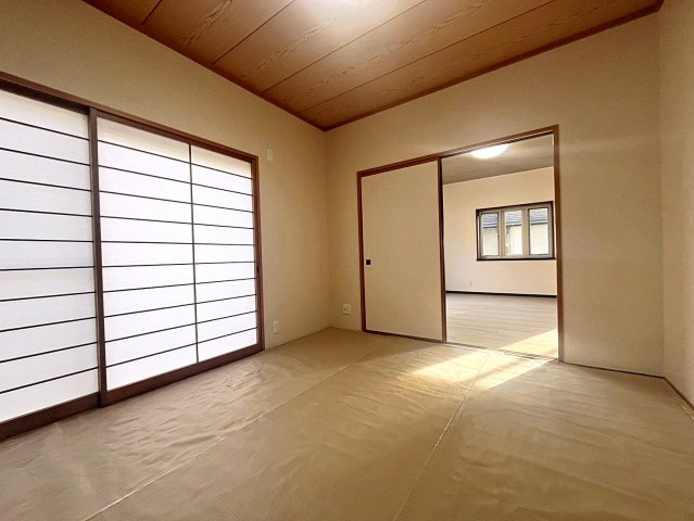 福島市上鳥渡字しのぶ台　中古戸建の和室|畳のぬくもりが心地いい空間です！お子様の遊び場やお昼寝などにも最適！