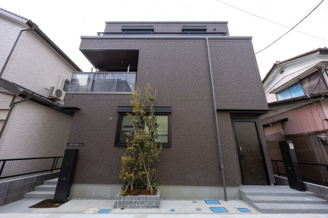 Hale Luana ハレルアナ