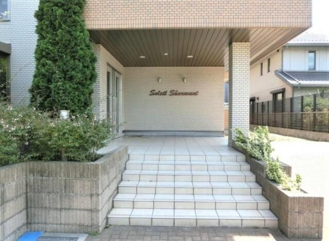 ソレイユ　シャルマンのエントランス