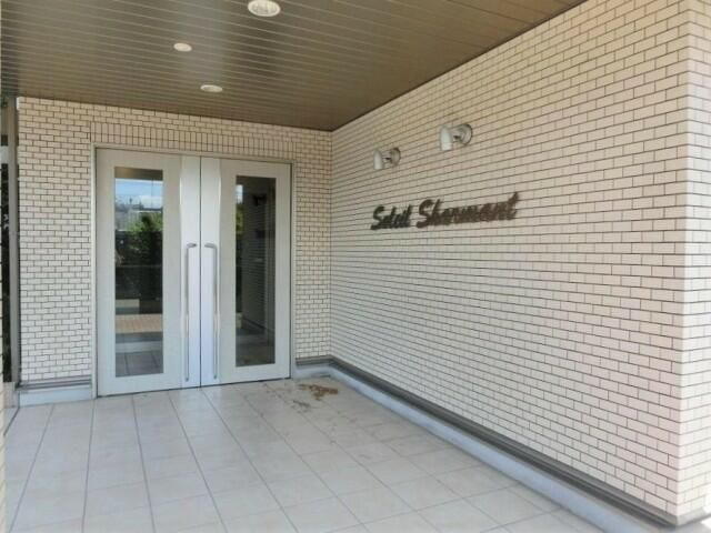 ソレイユ　シャルマンのエントランス