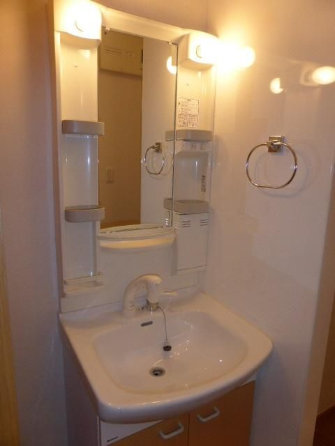 ソレイユ　シャルマンの洗面所