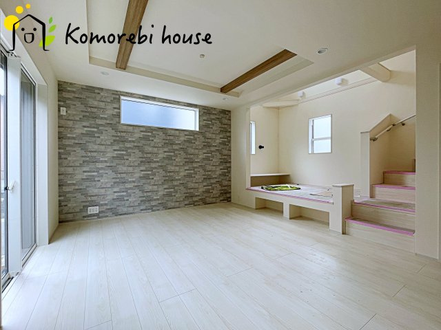 北本市中丸7丁目　新築一戸建て　ブルーミングガーデン　06の居間・リビング|撮影：'26/07/04