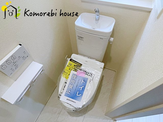 北本市中丸7丁目　新築一戸建て　ブルーミングガーデン　06のトイレ|撮影：'26/07/04