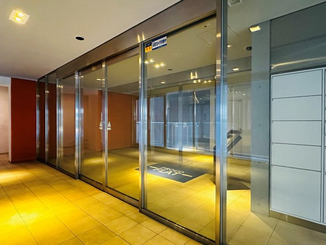 プラウドフラット横浜のロビー