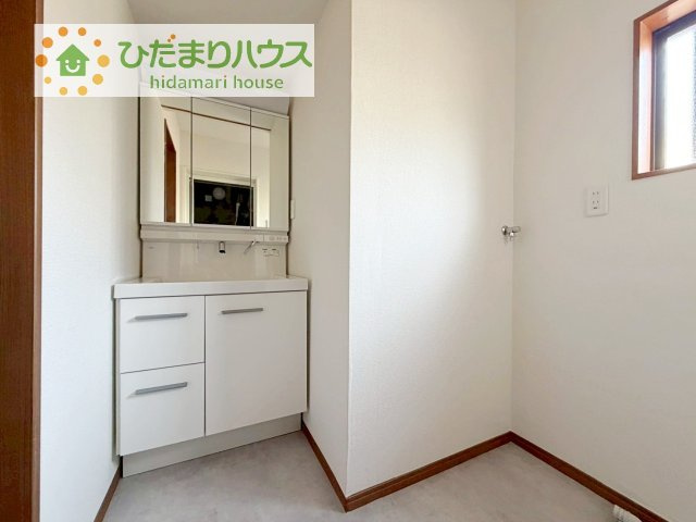 【独立洗面台】 | 土浦市右籾1期　中古戸建 | シンプルで使い勝手の良い独立洗面台！