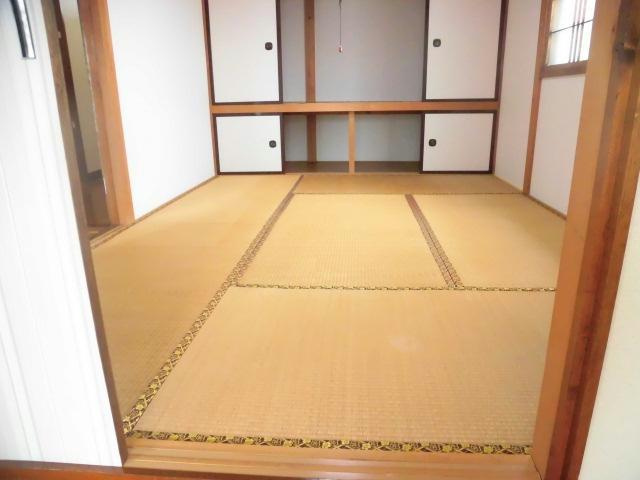 西ハイツの和室