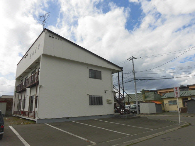 西ハイツの駐車場