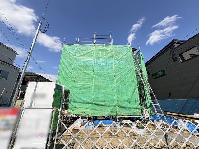 【外観】 | 志木市本町2丁目　新築一戸建住宅　全1棟　(志木本店) | 現地（2026年3月）撮影／カースペース2台分確保。ご家族での利用や来客時にも便利。