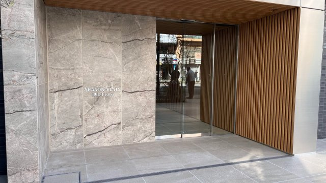 シーズンフラッツ押上フィオーレのエントランス