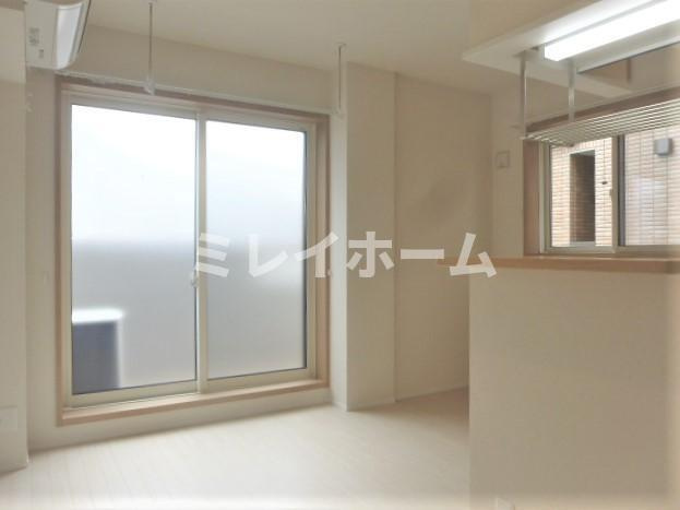 メゾンルボワ西