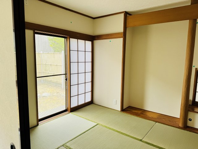 八王子市　北野台　中古戸建ての和室|～リビングに隣接している6.0帖の和室です～