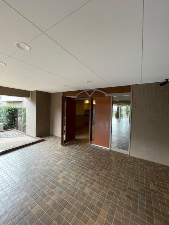 モア・ステージ千葉桜木参番館のエントランス