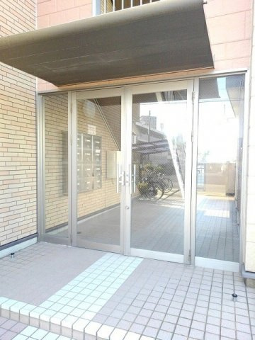 【エントランス】 | シールド青葉 | 清潔なエントランスです