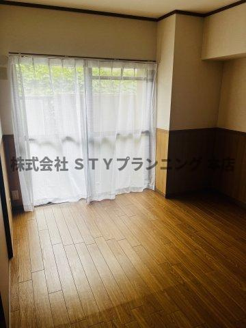 仲介手数料0円！スカイライフ新宿の洋室