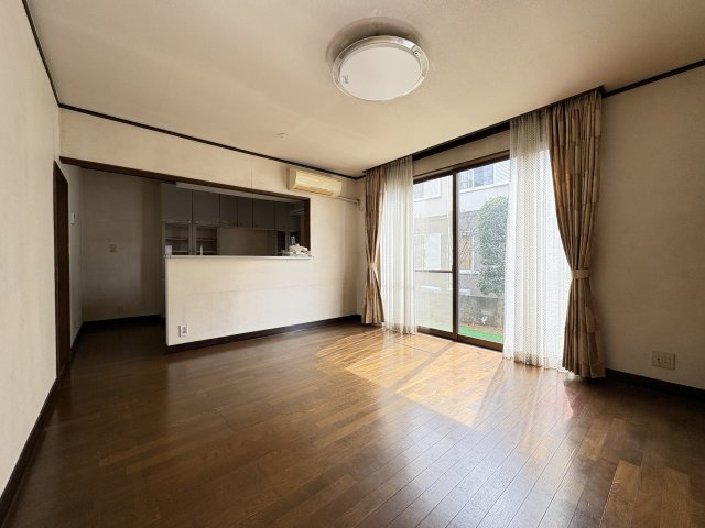 【居間・リビング】 | 熊谷市玉井南1期　　中古戸建