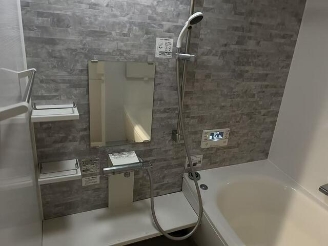 南小岩３丁目戸建貸家の浴室