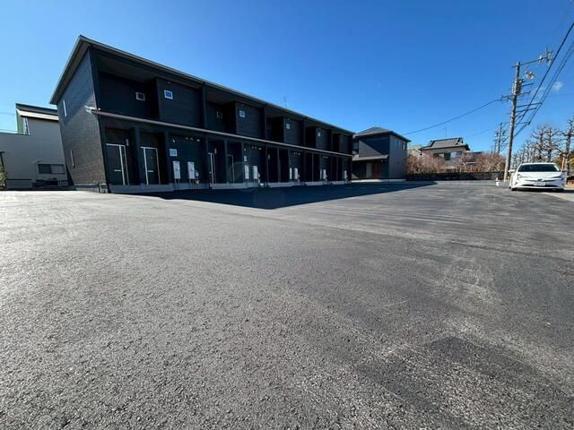 LOTUS石津中町の駐車場
