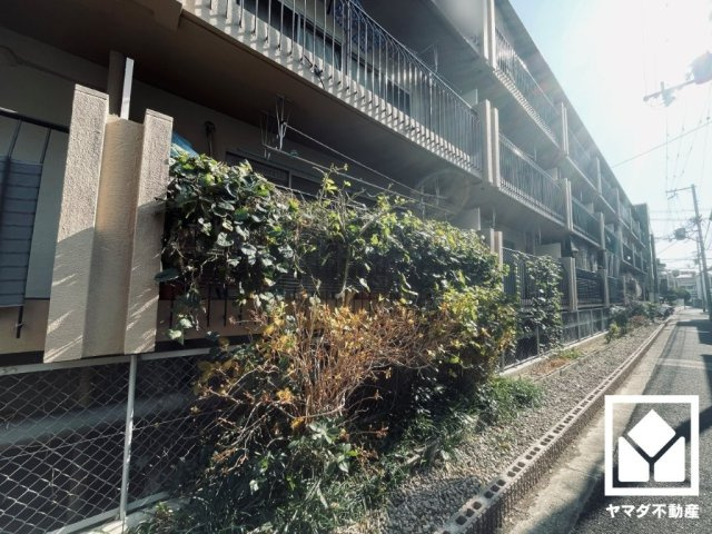 シェトア塚口第一の外観|この住宅は、日々の暮らしをそっと支えてくれます。