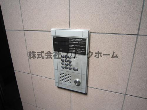 三鷹市深大寺２丁目の賃貸マンションのセキュリティ