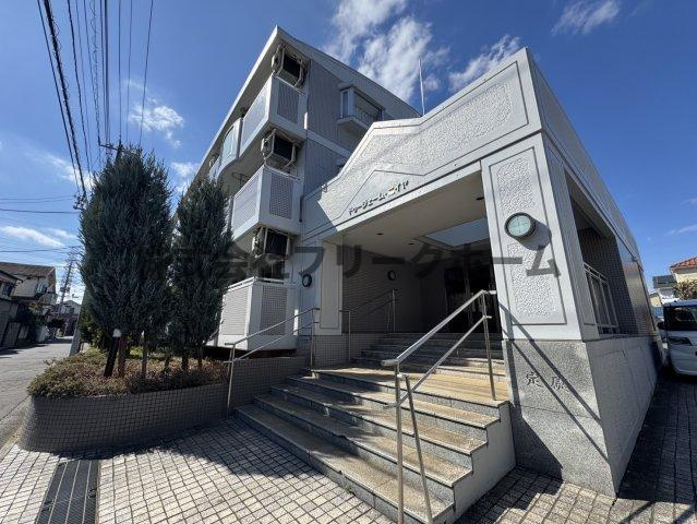 三鷹市深大寺２丁目の賃貸マンションの外観
